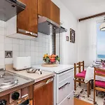 2 Bedroom Amazing In Apartamento