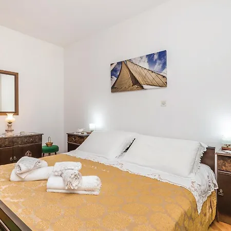 2 Bedroom Amazing In Lovran