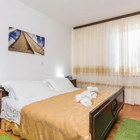 2 Bedroom Amazing In * Lovran