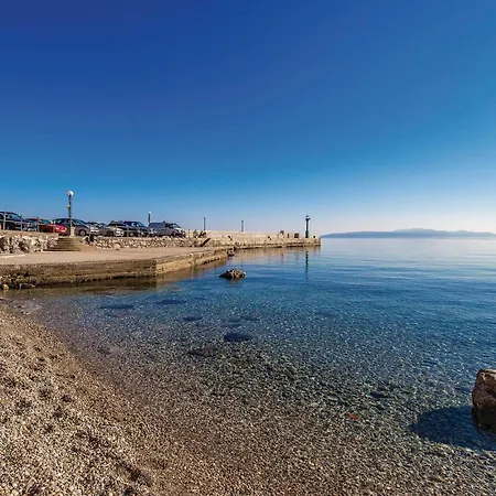 2 Bedroom Amazing In Apartment