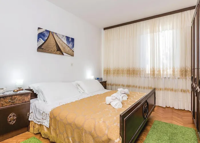 2 Bedroom Amazing In * Lovran